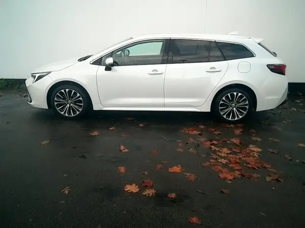 COROLLA TS